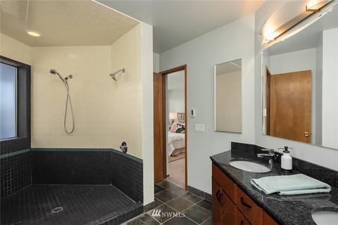 321 26th Ave E, Seattle, WA 98112 photo 24