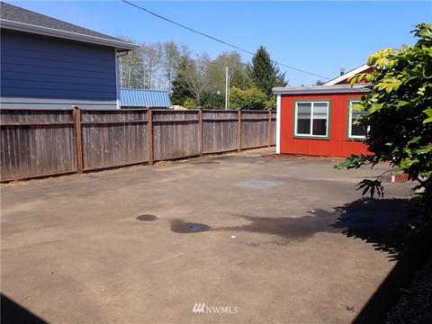812 1st St, Cosmopolis, WA 98537 photo 9