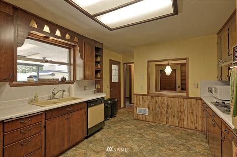 18611 North Rd, Bothell, WA 98012 photo 12