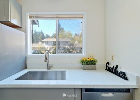 1526 192nd St SE #B2, Bothell, WA 98012 photo 17
