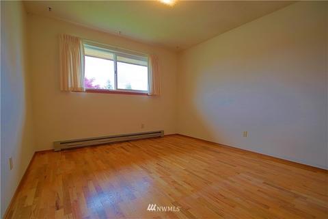 1186 Florence St, Enumclaw, WA 98022 photo 11