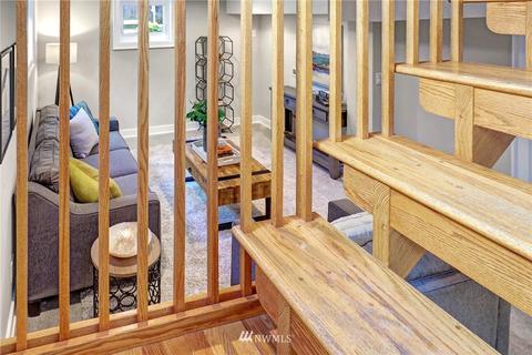 2560 24th Ave E, Seattle, WA 98112 photo 18