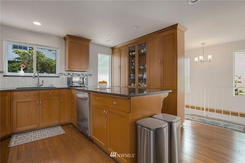 4925 27th Ave W, Everett, WA 98203 photo 9