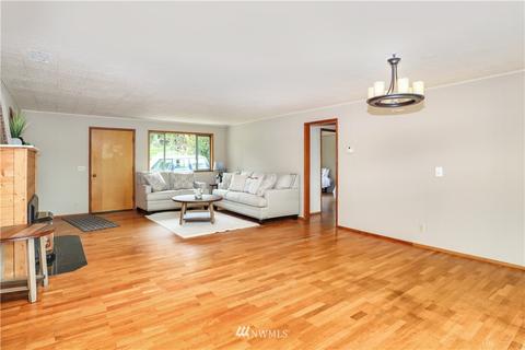 170 E 3rd St, Union, WA 98592 photo 5
