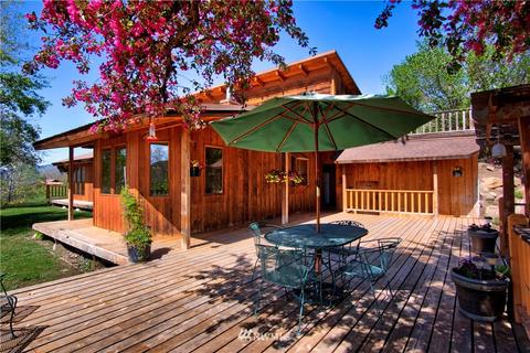 88 Prospect Rd, Winthrop, WA 98862 photo 2