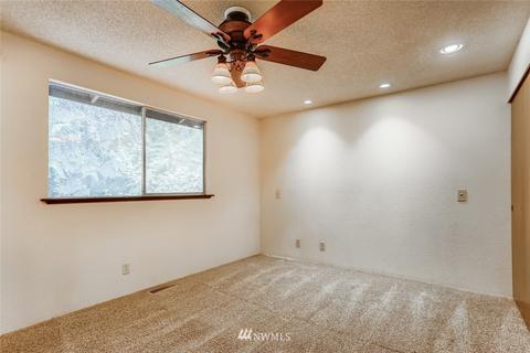 10904 29th Dr SE, Everett, WA 98208 photo 11