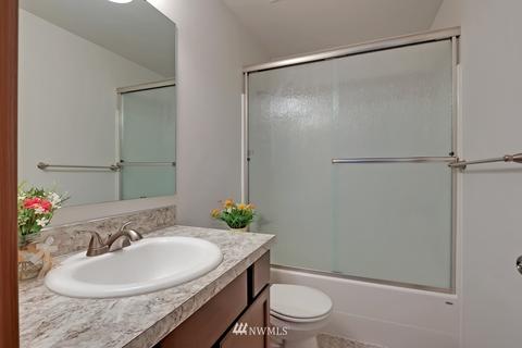 719 Tipsoo Loop S, Rainier, WA 98576 photo 13
