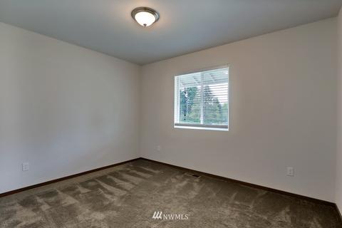 719 Tipsoo Loop S, Rainier, WA 98576 photo 14