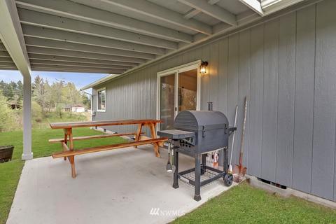 719 Tipsoo Loop S, Rainier, WA 98576 photo 18