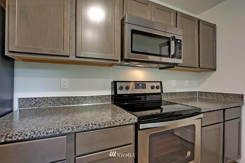 719 Tipsoo Loop S, Rainier, WA 98576 photo 7