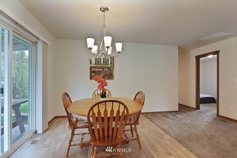 719 Tipsoo Loop S, Rainier, WA 98576 photo 10