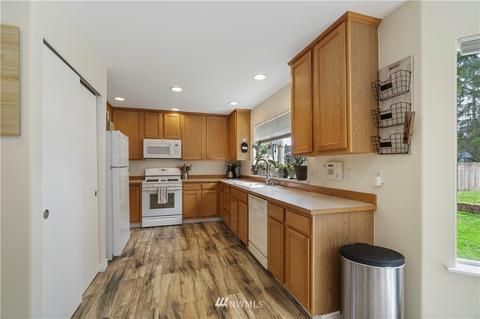 6318 219th Street Ct E, Spanaway, WA 98387 photo 9