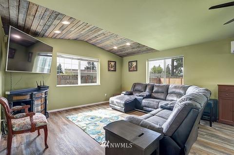 22114 44th Ave E, Spanaway, WA 98387 photo 10