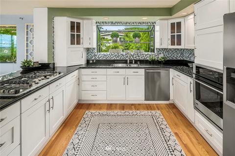 752 Walnut St, Edmonds, WA 98020 photo 10