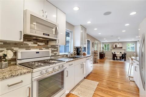 9216 NE 193rd St, Bothell, WA 98011 photo 18