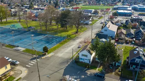 2501 Oakes, Everett, WA 98201 photo 4