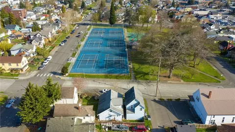 2501 Oakes, Everett, WA 98201 photo 3