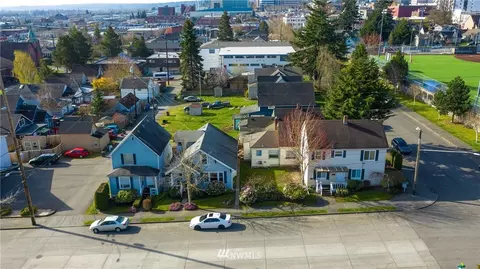 2501 Oakes, Everett, WA 98201 photo 1