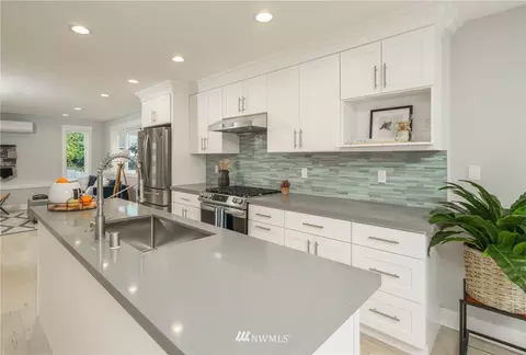 2018 15th Ave S, Seattle, WA 98144 photo 12