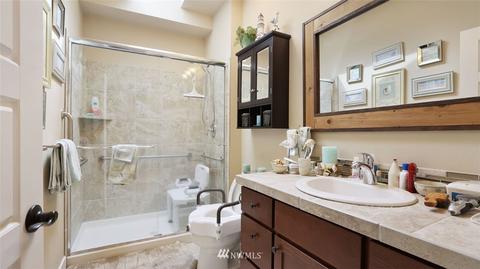 477 Sigrist Dr E, Enumclaw, WA 98022 photo 11