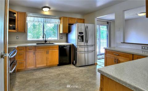 10020 NE 204th St, Bothell, WA 98011 photo 6