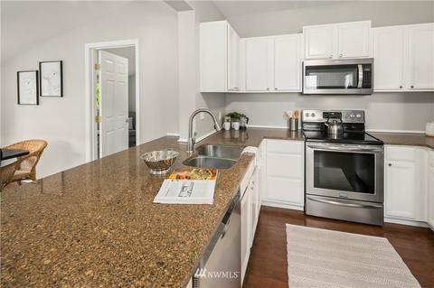 502 Harrison St, Sumner, WA 98390 photo 4