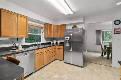 923 Harvest Rd, Bothell, WA 98012 photo 10