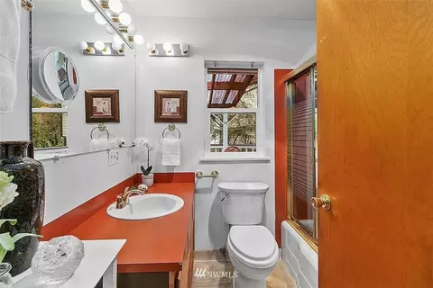 923 Harvest Rd, Bothell, WA 98012 photo 15