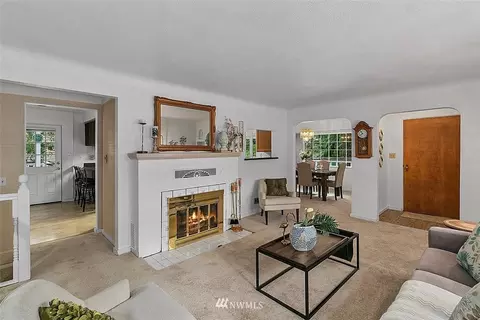 923 Harvest Rd, Bothell, WA 98012 photo 7