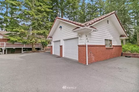 923 Harvest Rd, Bothell, WA 98012 photo 29