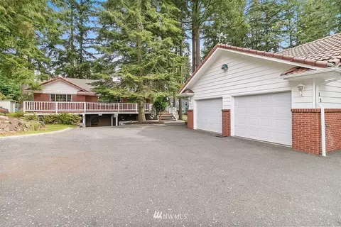 923 Harvest Rd, Bothell, WA 98012 photo 1