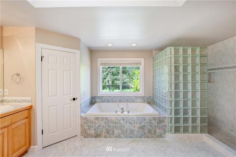 13915 Rector Rd, Bow, WA 98232 photo 30
