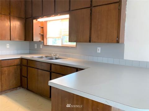 305 Baltimore, Longview, WA 98632 photo 5