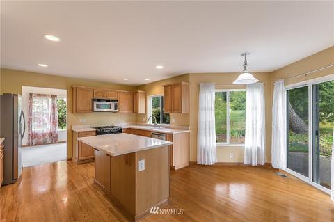 40 E Soderberg Rd, Allyn, WA 98524 photo 9