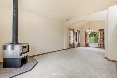 40 E Soderberg Rd, Allyn, WA 98524 photo 7