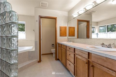 40 E Soderberg Rd, Allyn, WA 98524 photo 20