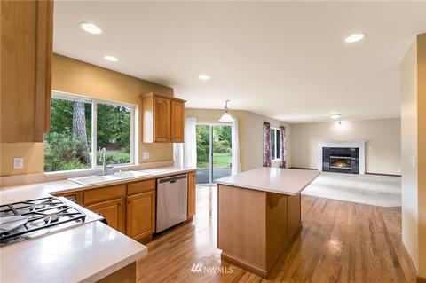 40 E Soderberg Rd, Allyn, WA 98524 photo 8
