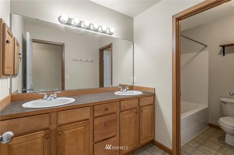 40 E Soderberg Rd, Allyn, WA 98524 photo 26