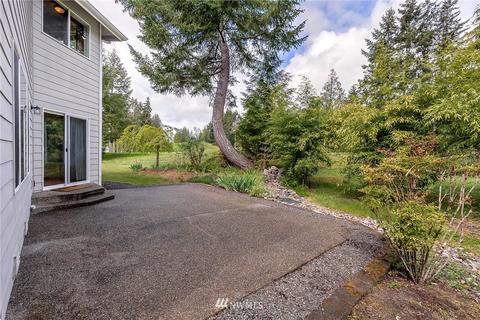 40 E Soderberg Rd, Allyn, WA 98524 photo 4