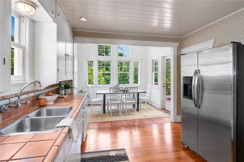1932 25th Ave E, Seattle, WA 98112 photo 8