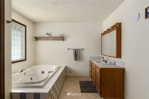227 Brown Rd E, Chehalis, WA 98532 photo 14