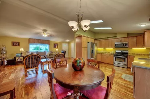 323 Willow St SW, Orting, WA 98360 photo 8