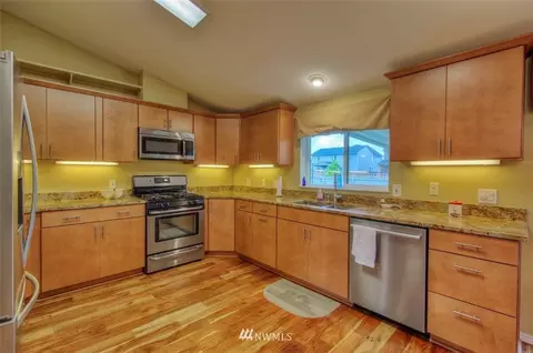 323 Willow St SW, Orting, WA 98360 photo 10