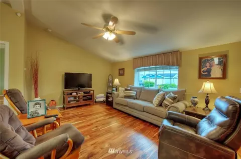 323 Willow St SW, Orting, WA 98360 photo 5