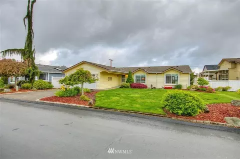 323 Willow St SW, Orting, WA 98360 photo 2
