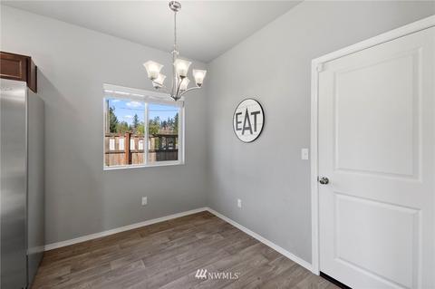 719 Tipsoo Loop S #B, Rainier, WA 98576 photo 5
