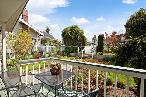 1618 Rockefeller Ave, Everett, WA 98201 photo 4