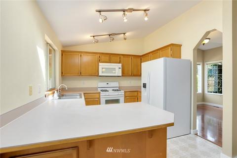 9908 24th Dr SE, Everett, WA 98208 photo 10