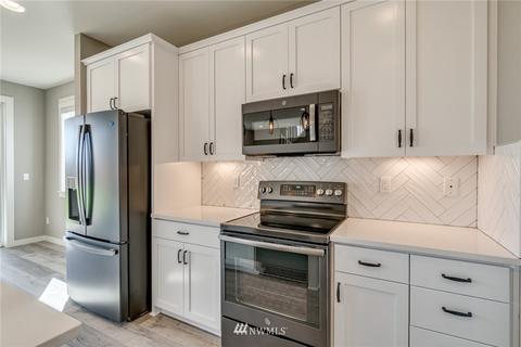 327 Hogan Dr, Enumclaw, WA 98022 photo 15