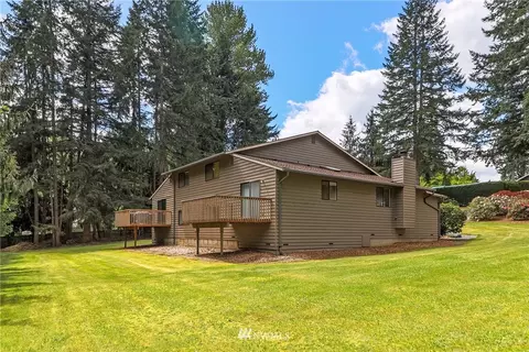 17213 Gravenstein Rd, Bothell, WA 98012 photo 4